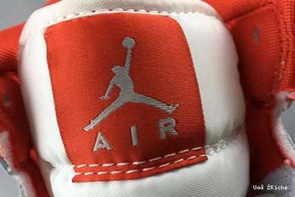 AIR 257 Comfortable JORDAN 1 MID (GS)-555112-104 0827